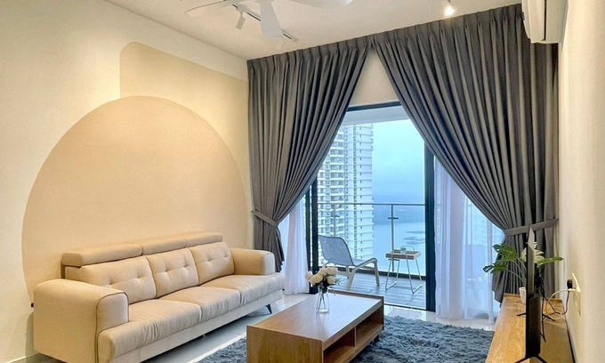Central District Apartment | Country Garden By Antlerzone