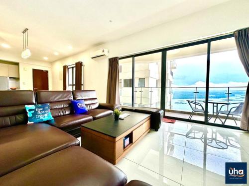 Central District Apartment | Country Garden Danga Bay by RR JBcity