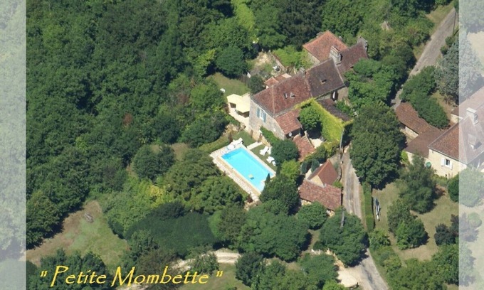 Cenac-et-Saint-Julien House | Country house with a historic ambiance