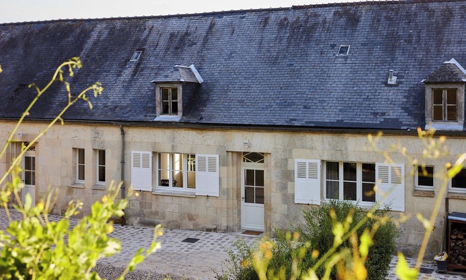 Montgobert House | Country house 1 hour from Paris