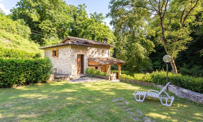Molezzano Other | Country House/Farm House in Molezzano with 2 bedrooms sleeps 4