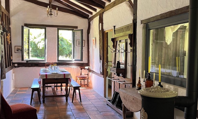 Luglon House | Country house in a green setting 40 minutes from the ocean