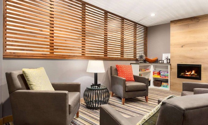 Brainerd Hotel | Country Inn & Suites by Radisson, Baxter, MN