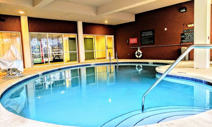 Tallahassee Hotel | Country Inn & Suites by Radisson, Tallahassee-University Area, FL