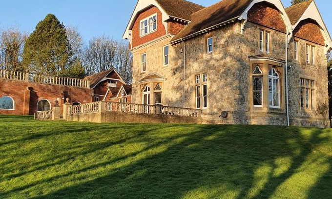 Higham Villa | Country Manor House with indoor Pool and Hot Tub