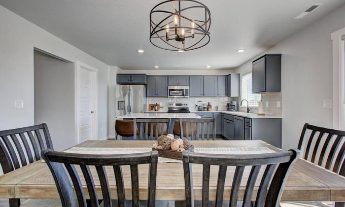 Nampa House | Countryside Classic