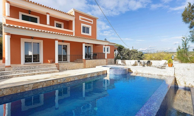 Sargacal Villa | Countryside Villa with Pool, Jacuzzi, Wi-Fi, Terraces & Garden