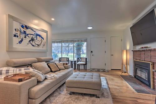 North End House | Couples Getaway in North End Boise - Walk to Dtwn