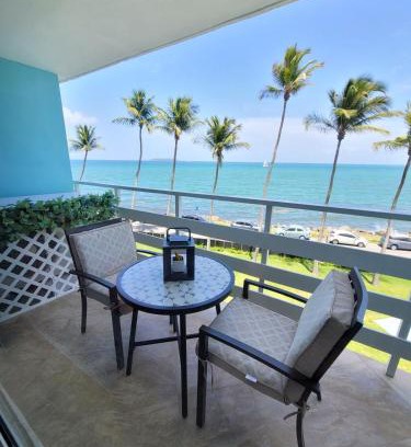 Cabezas Apartment | Couples Oceanview Getaway