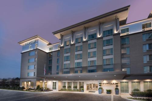 Alpharetta Hotel | Courtyard by Marriott Atlanta Alpharetta/Avalon Area