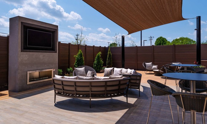Paw Creek Hotel | Courtyard by Marriott Charlotte Northlake