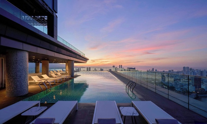 Hai Chau Hotel | Courtyard by Marriott Danang Han River