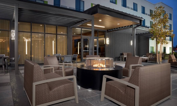 Tuscaloosa Hotel | Courtyard by Marriott Northport