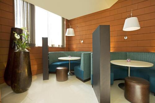 Panama City Hotel | Courtyard by Marriott Panama Multiplaza Mall