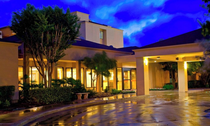 North San Antonio - SAT Hotel | Courtyard by Marriott San Antonio Airport
