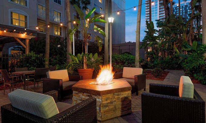 Downtown Tampa Hotel | Courtyard by Marriott Tampa Downtown