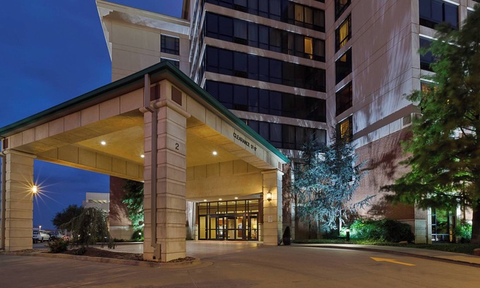 Bricktown Hotel | Courtyard by Marriott Oklahoma City Downtown