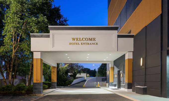 New Haven Hotel | Courtyard New Haven at Yale