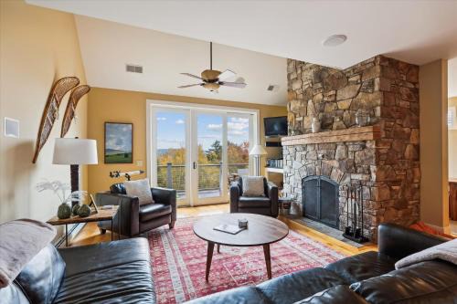 Stowe Area House | Covered Bridge Condo 29
