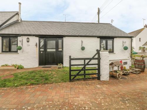 Milford Haven House | Cowslip Cottage