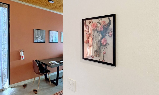 Quincy Condo | Cozy 1-bed condo at Cave B Winery with WiFi, AC & 10 mins to Gorge Ampitheatre