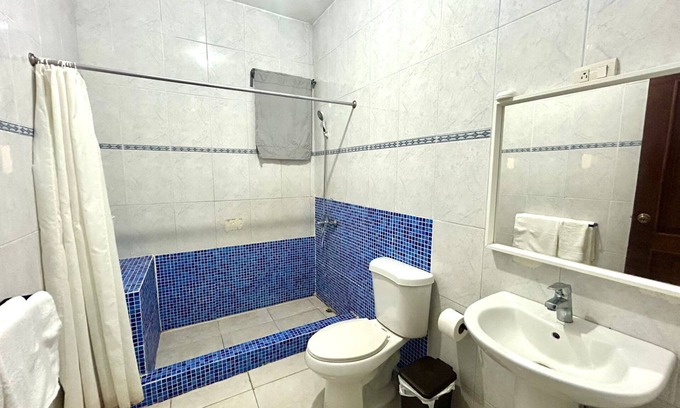 Barrio Acapulco Apartment | Cozy 1-bedroom apartment in charming Río San Juan with AC, WiFi, rooftop pool