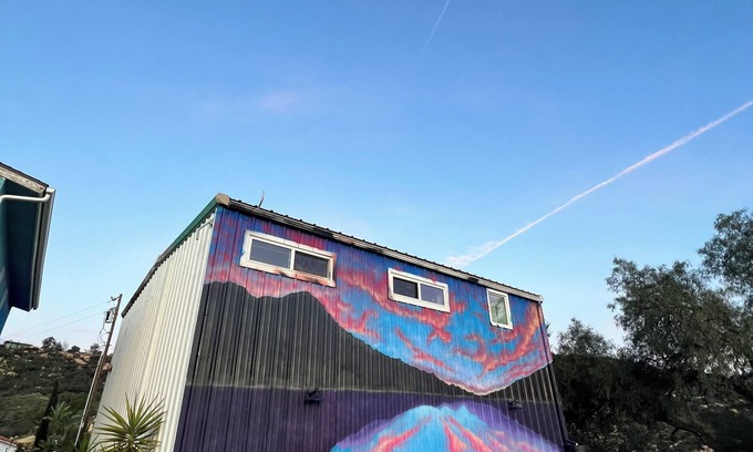 Rainbow CDP Apartment | Cozy 1-bedroom artistic loft apartment in peaceful Fallbrook with hi -speed WiFi