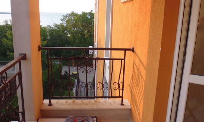 Ravna Gora Apartment | Cozy 1-bedroom with AC and WiFi in charming Sozopol