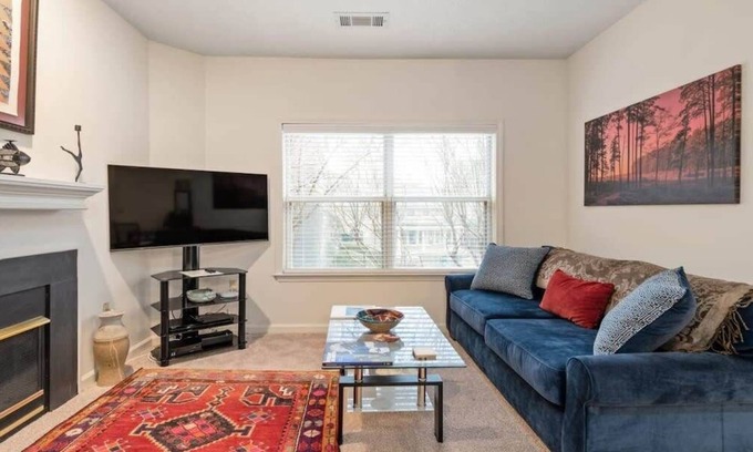 Wendover - Sedgewood Apartment | Cozy 1-BR apartment with a seasonal pool!