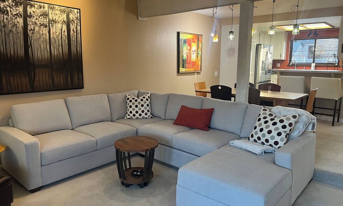 Elkhorn Village Condo | Cozy 2 bd/2 ba Condo w/dual decks minutes from town & slopes!
