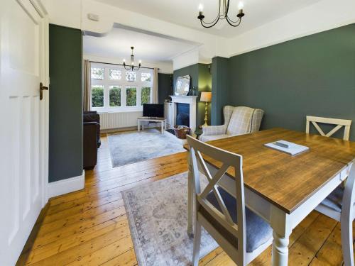 Belfast House | Cozy 2 Bedroom Property in Belfast