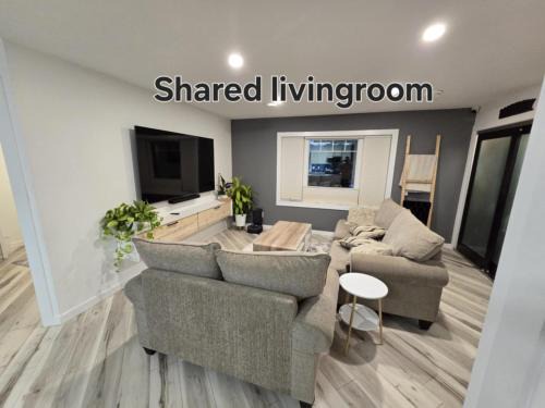 Regina House | Cozy 2