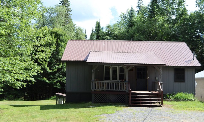 Indian Lake House | Cozy 3-bedroom house with AC/WIFI, nestled in the heart of the Adirondacks.