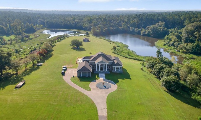 Havana House | Cozy 4-bedroom estate in wonderful Havana 20 min from Tallahassee FSU/FAMU