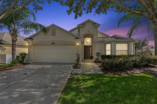 West Haven House | Cozy 4 Bedrooms Next to DisneyPrivate Pool