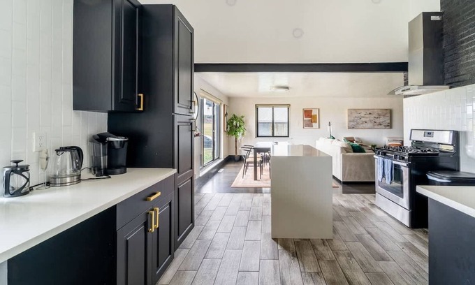 Westminster House | Cozy 4BR Retreat Hot Tub SE Westminster Charm