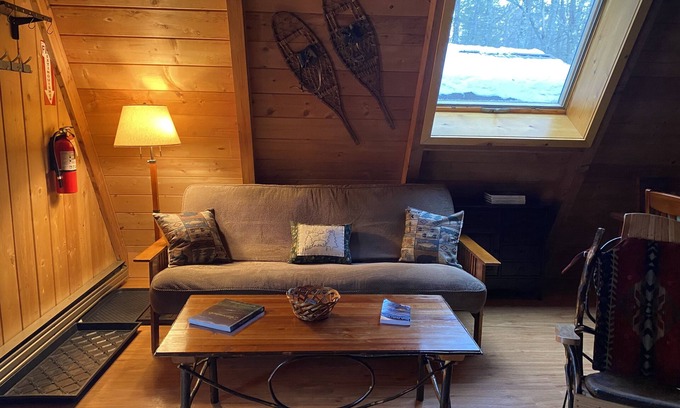 Jay Cabin | Cozy A-Frame Minutes to Whiteface