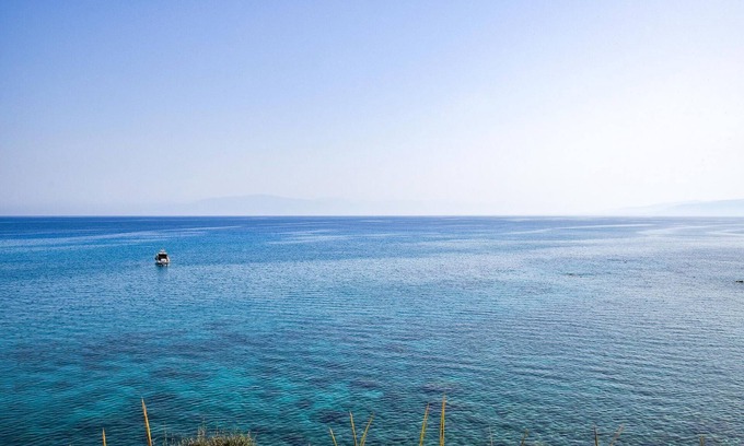 Caminia Apartment | Cozy and charming apartment with garden and sea view.