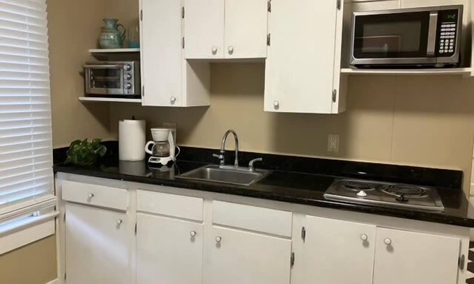 Freetown - Port Rico Apartment | Cozy and Private Retreat