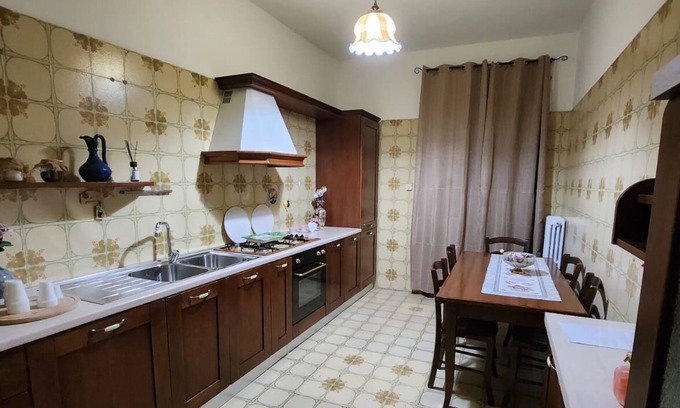 Sirignano Apartment | Cozy apartment a few meters from the Baiano highway exit.