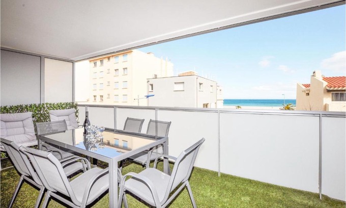 Le Grand Large Apartment | Cozy Apartment In Canet En Roussillon