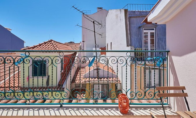 Merces Apartment | Cozy apartment in historic center with terrace