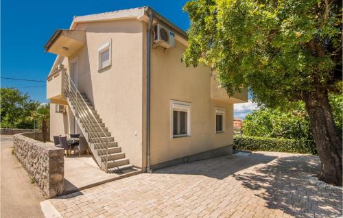 Malinska-Dubasnica Apartment | Cozy Apartment In Malinska Dubasnica