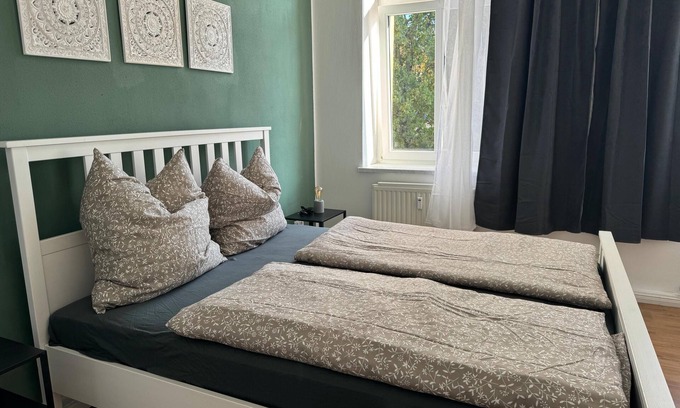 Zeitz Apartment | Cozy apartment "Maria" in Zeitz with 3 bedrooms