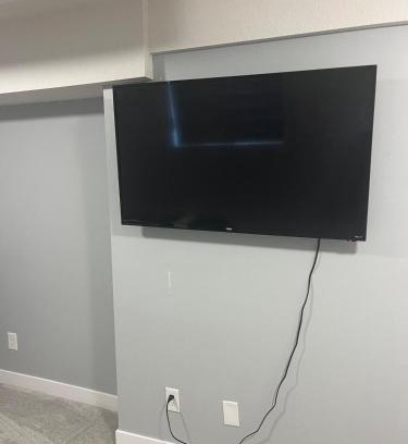 Calgary Apartment | Cozy Basement Near Airport YYC