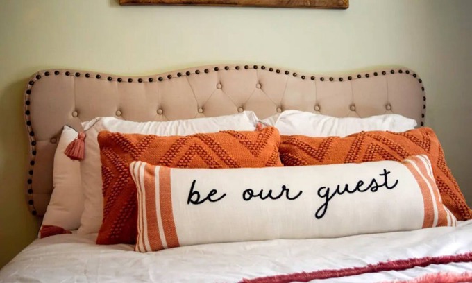 Staunton House | Cozy Boho Chic Cottage in the Shenandoah Valley