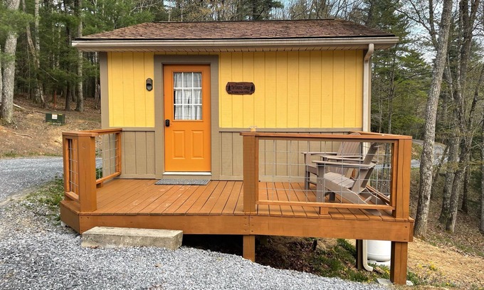 Flat Top Apartment | Cozy Cabin | Ideal for Fall Foliage & Rafting