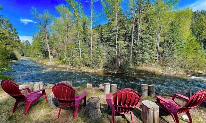 Durango - Purgatory House | Cozy Cabin on Florida River- 15 mins from Downtown