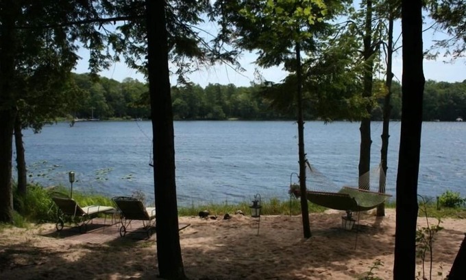 Traverse City Cabin | Cozy cabin on quiet Bass Lake. Minutes from Downtown Traverse City!