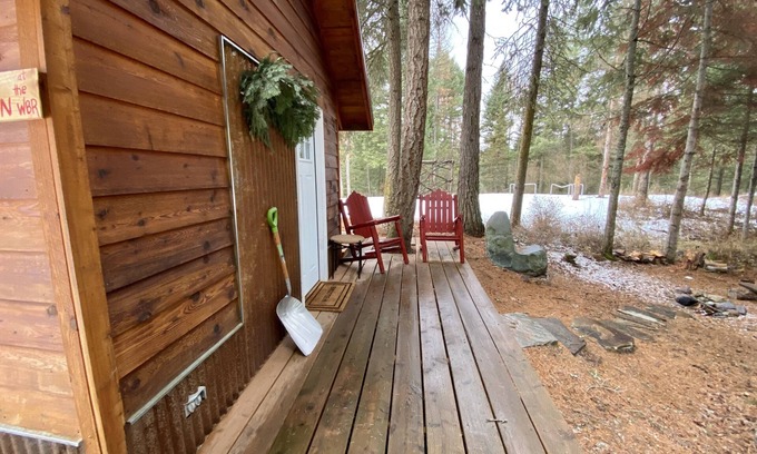 Whitefish Cabin | Cozy Cabin Trailside To The Whitefish Trail